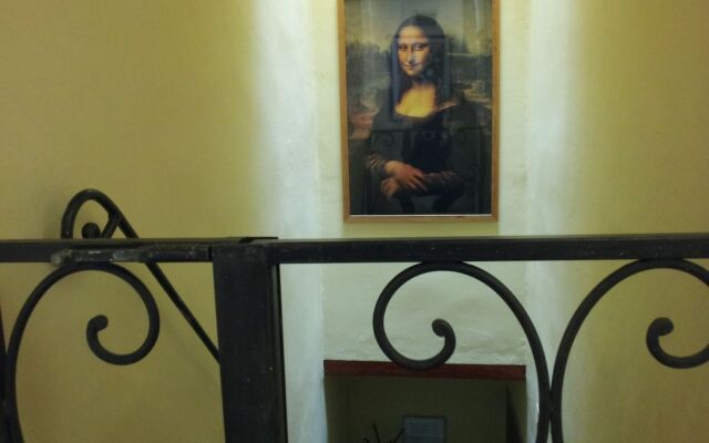 Monna Lisa Apartment