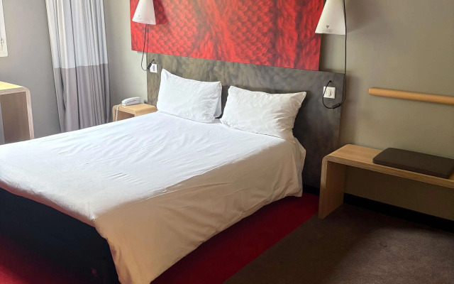 ibis Paris Défense Courbevoie