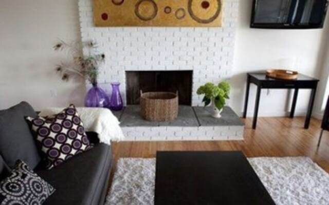 Buttermilk Falls Inn