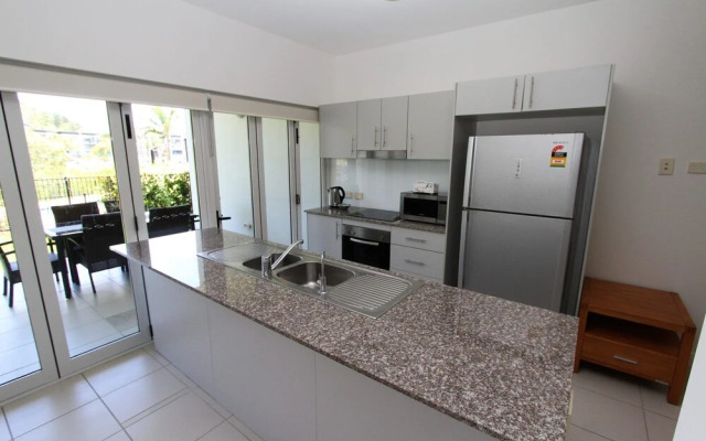 Beachside Apartment 5