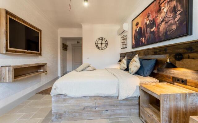 Castro Mesembria Boutique Hotel