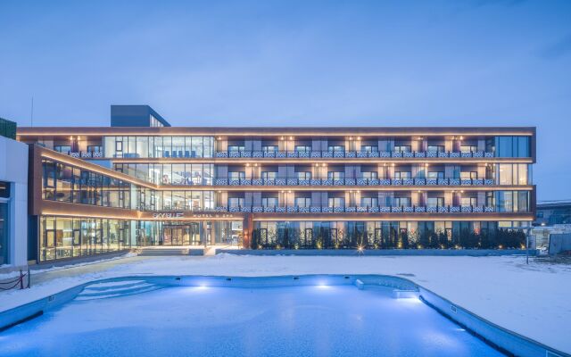 Sky Blue Hotel & Spa