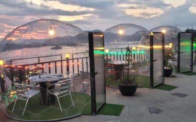 Yeosu Sunset Hostel and Pension