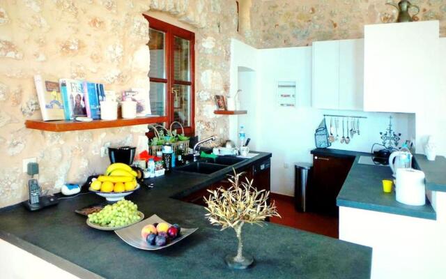 Gytheio Retreat, Panoramic Sea View apartment