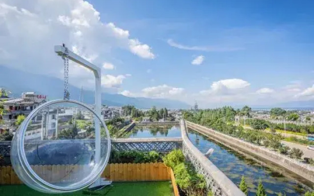 Sleeping Dali Homestay