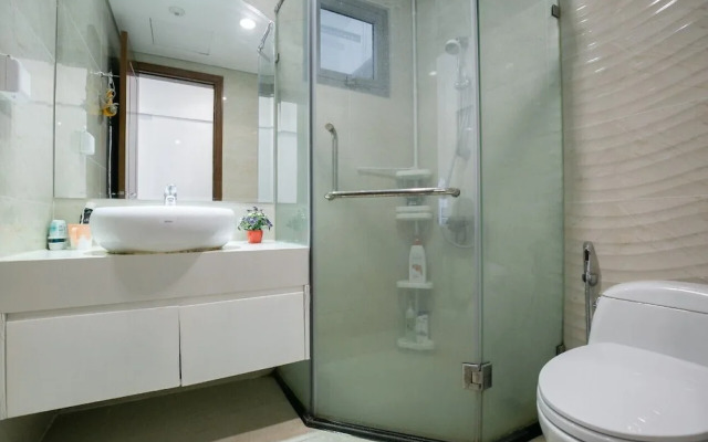 Bom Homestay Vinhomes Times City