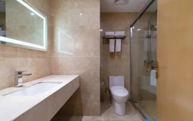 Polysheron Hotel (Wuhan South Lake Poly Central Mansion)