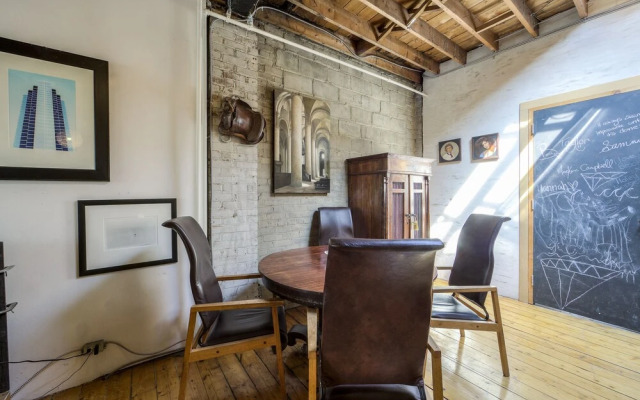 Comfortable Lofts in Downtown Toronto