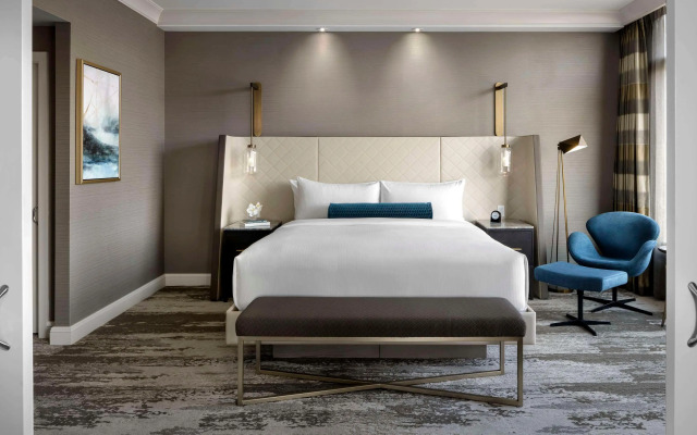 Fairmont Vancouver Airport In-Terminal Hotel