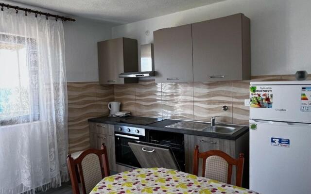 Dalibor - 5m from the sea with parking - SA4(2)