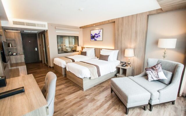 Wealth Lodge Asoke by Favstay