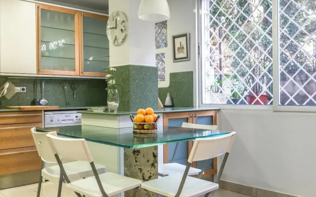 Akira Flats Sant Pau apartments