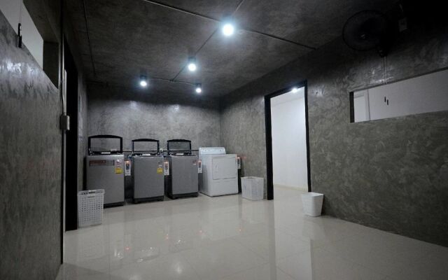 Baan Mae Suvarnabhumi Airport