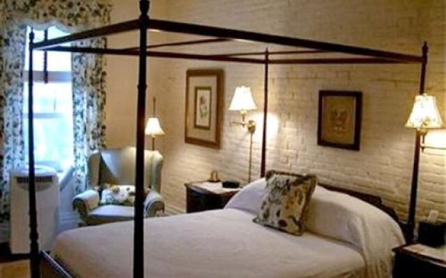 Halcyon Farm Bed & Breakfast