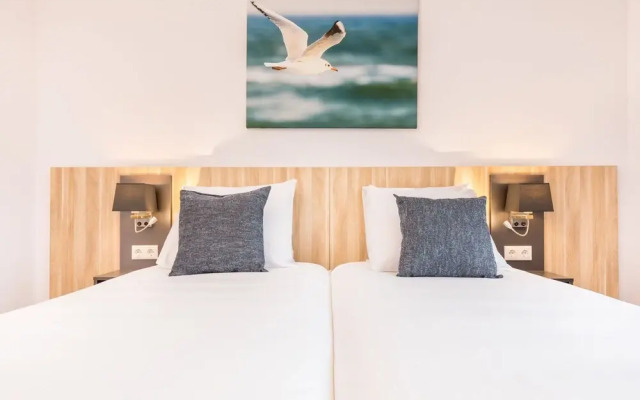 Modern Coastal Escape