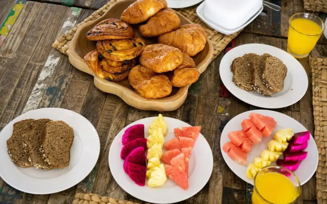 Villa Putih Seminyak