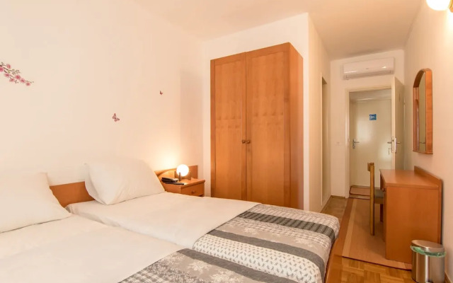 Hotel Barba