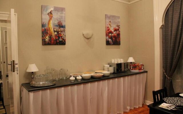 Tranquil House B&B @ 10 Berry St