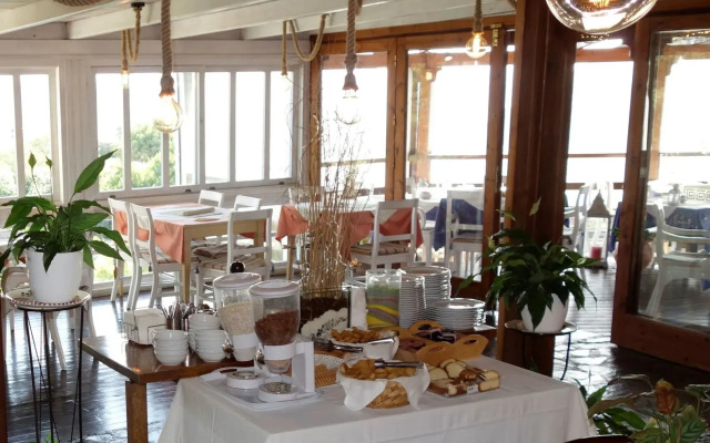 Отель Cretan Village