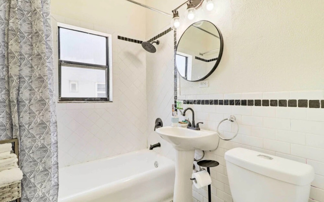 Stunning Jacksonville Getaway w/ Backyard!