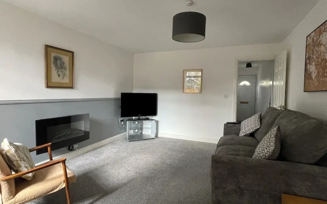 Cosy & Comfortable Apt with Parking