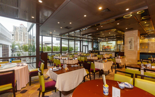 voco Guangzhou Shifu by IHG