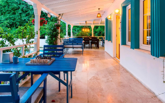 Calypso Cozy Suites
