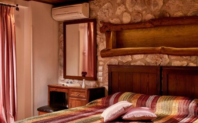 Dryades Hotel