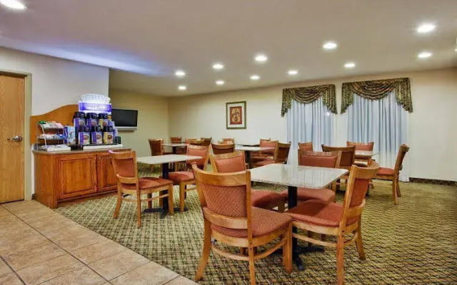 Holiday Inn Express Dillard