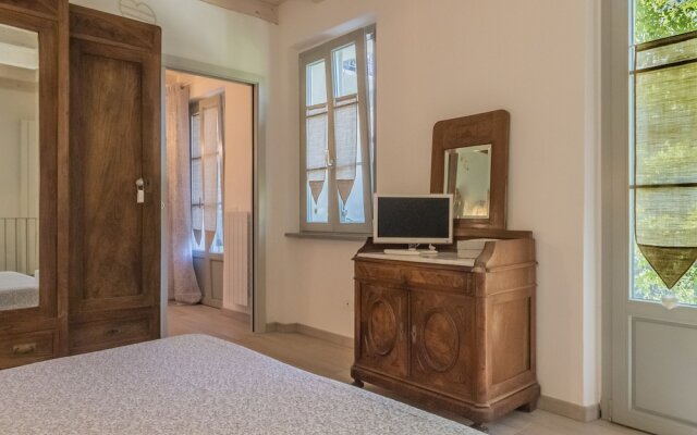 Green Garden House in Lierna