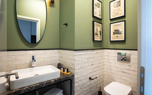 The Foundry Suites