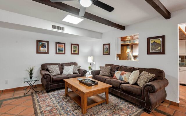 Private Pool: Pet-friendly Home in Scottsdale!