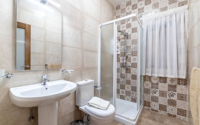 Miris Cosy 3 Bedroom Maisonette-near Marsaskala Seafront