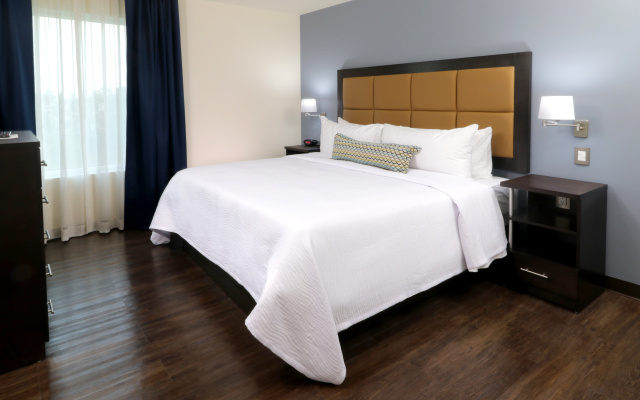 Candlewood Suites Queretaro Juriquilla
