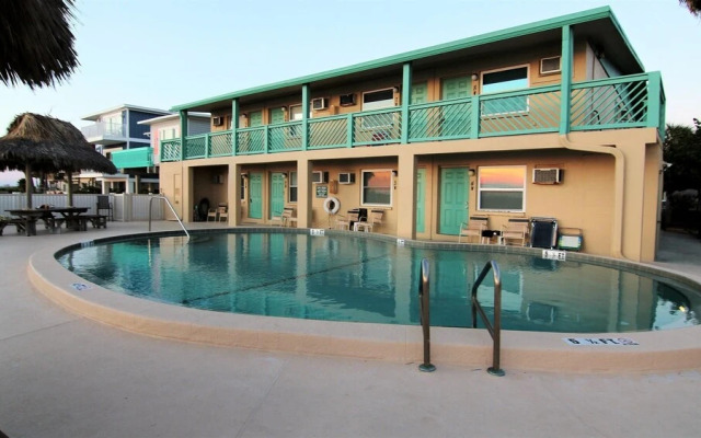 Chateau Condominiums by Teeming Vacation Rentals