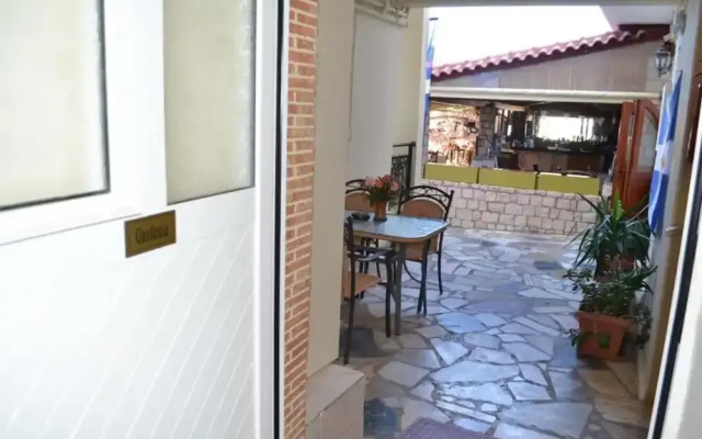 Gardenia Eco Apartment in Panormo