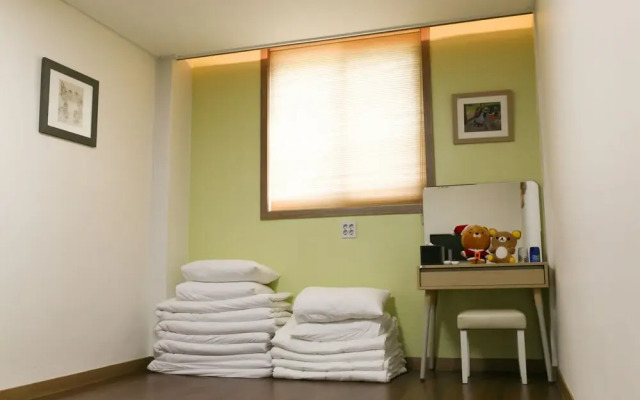 Rgb House Hostel