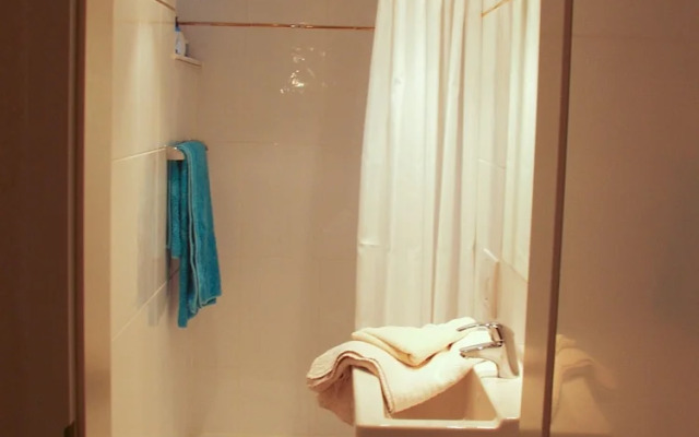 Tolstov-Hotels Apartment