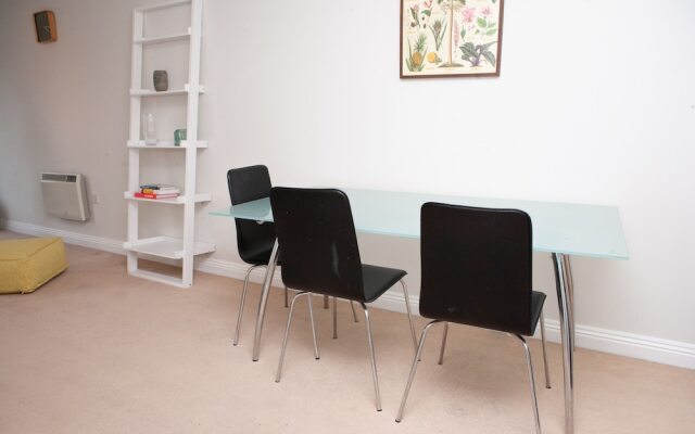 Lovely 1 Bedroom Apartment in Central Bristol