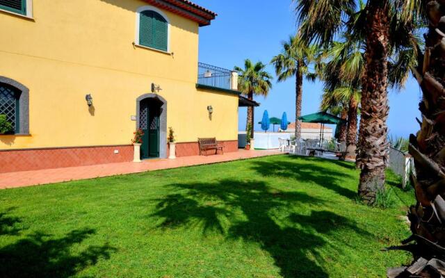 La Casa del Melograno