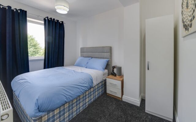 Remarkable 3-bed House in Middleton Manchester