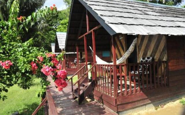 Danpaati River Lodge in Paramaribo, Suriname from 110$, photos, reviews - zenhotels.com hotel front