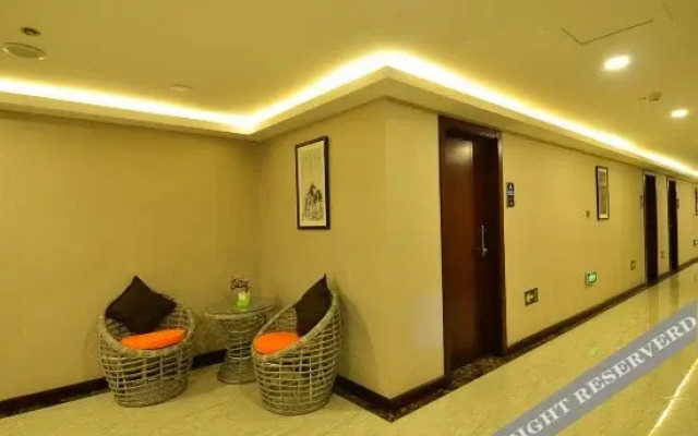 Fengzeyuan Business Hostel