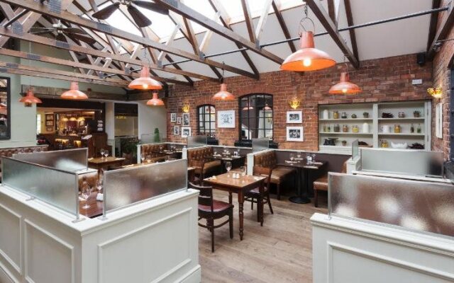 The Royal Oak Hotel and Restaurant