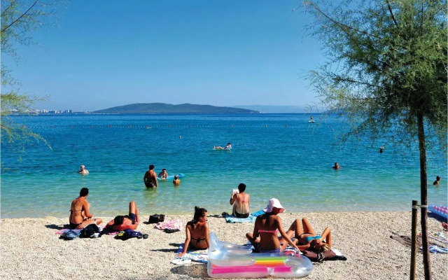 Five-Bedroom Holiday Home in Kastel Novi