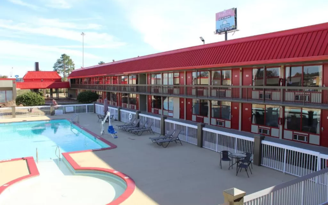 Days Inn by Wyndham Perry Near Fairgrounds