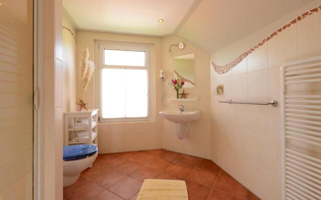 Ferienhaus Fur 8 Personen Mit Kamin & Terrasse