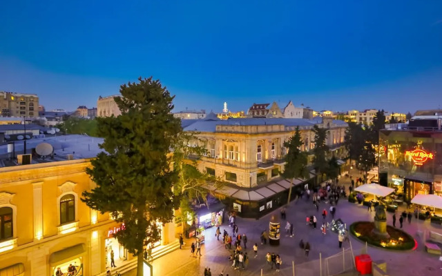 Center Hotel Baku