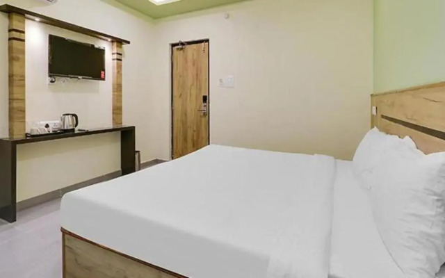 Townhouse OAK Hotel SVA