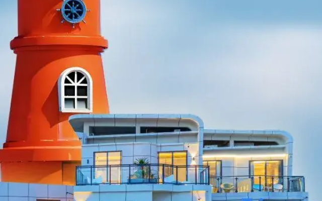 Adventure Pie Seaview Designer Homestay